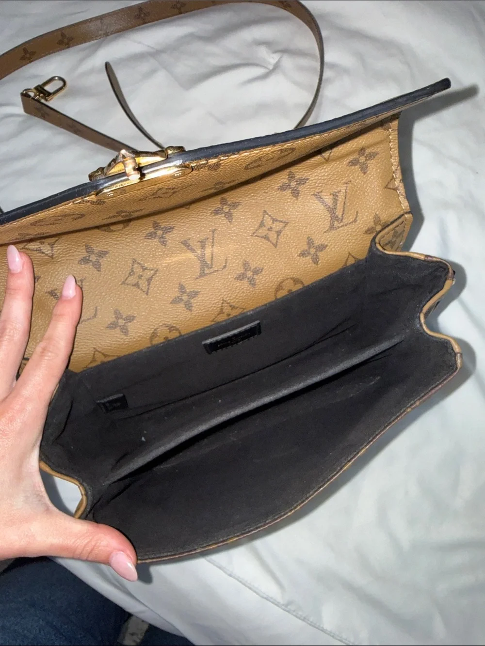 Louis Vuitton Pochette Metis Two Toned